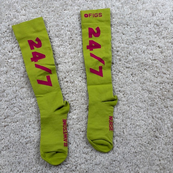 FIGS‎ Nurse Compression Socks Lime Green 24/7 365 Size M - Picture 4 of 5